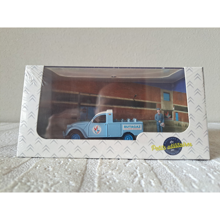Citroen 2CV AK 350 Gasbezorger 1:43 Atlas 2428021 - modelauto Citroen 2CV AK 350 Gasbezorger 1:43 Atlas 2428021 - modelauto