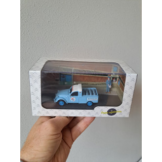 Citroen 2CV AK 350 Gasbezorger 1:43 Atlas 2428021 Citroen 2CV AK 350 Gasbezorger 1:43 Atlas 2428021
