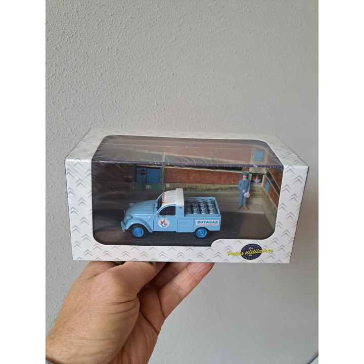 Citroen 2CV AK 350 Gasbezorger 1:43 Atlas 2428021 Citroen 2CV AK 350 Gasbezorger 1:43 Atlas 2428021