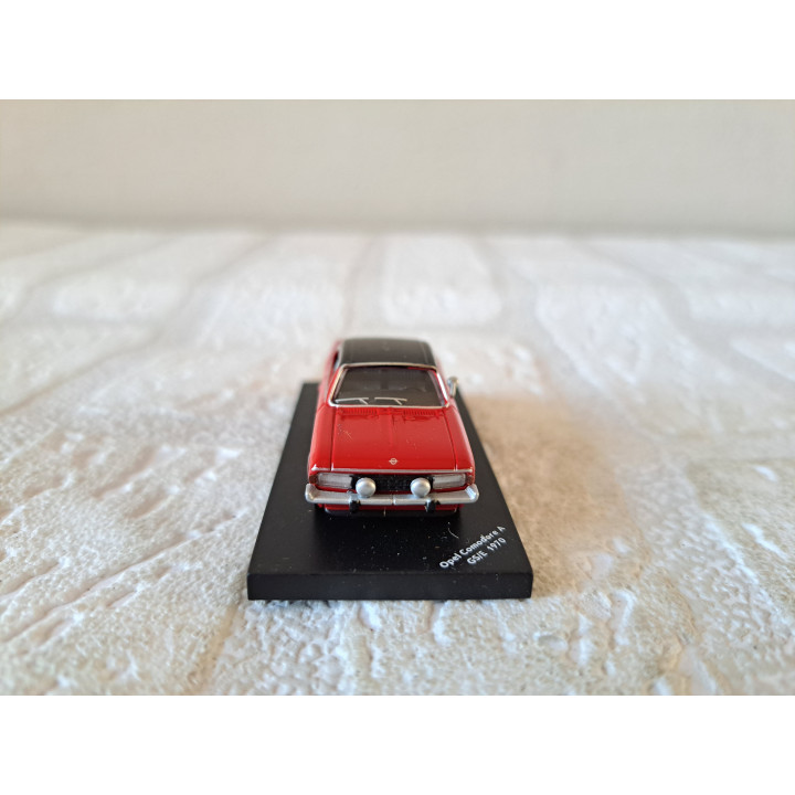 Opel Commodore A GS/E 1970 1:87 Atlas, metaal - modelauto Opel Commodore A GS/E 1970 1:87 Atlas, metaal - modelauto