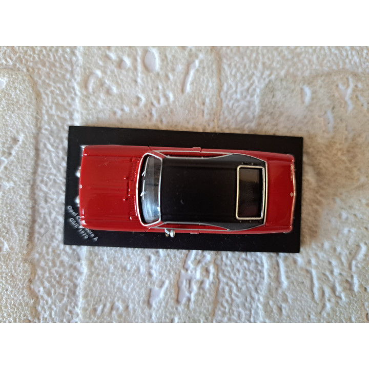 Opel Commodore A GS/E 1970 1:87 Atlas, metaal - modelauto Opel Commodore A GS/E 1970 1:87 Atlas, metaal - modelauto