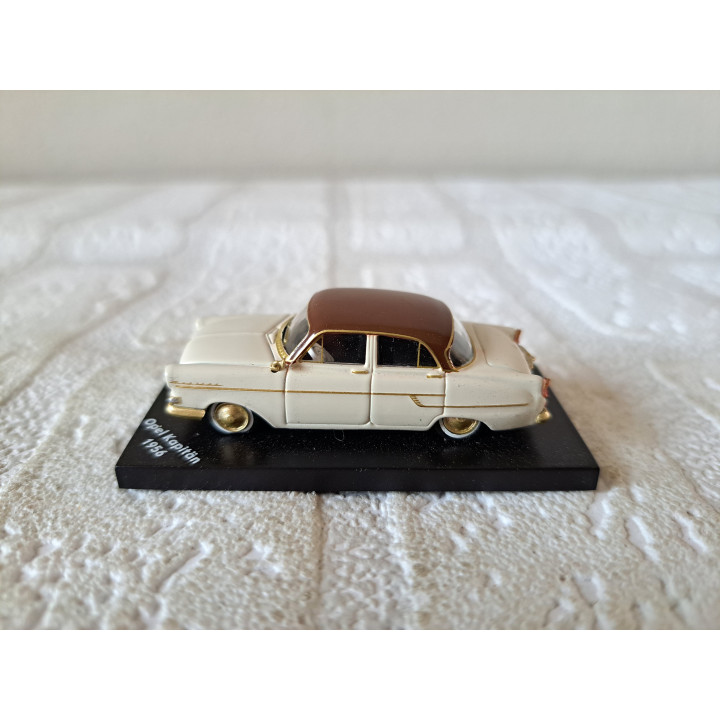 Opel Kapitan 1956 1:87 Atlas, metaal - modelauto Opel Kapitan 1956 1:87 Atlas, metaal - modelauto