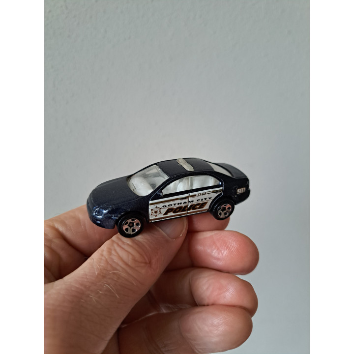 Ford Fusion GOTHAM CITY POLICE 5 Pack Hot wheels 2015 (1)