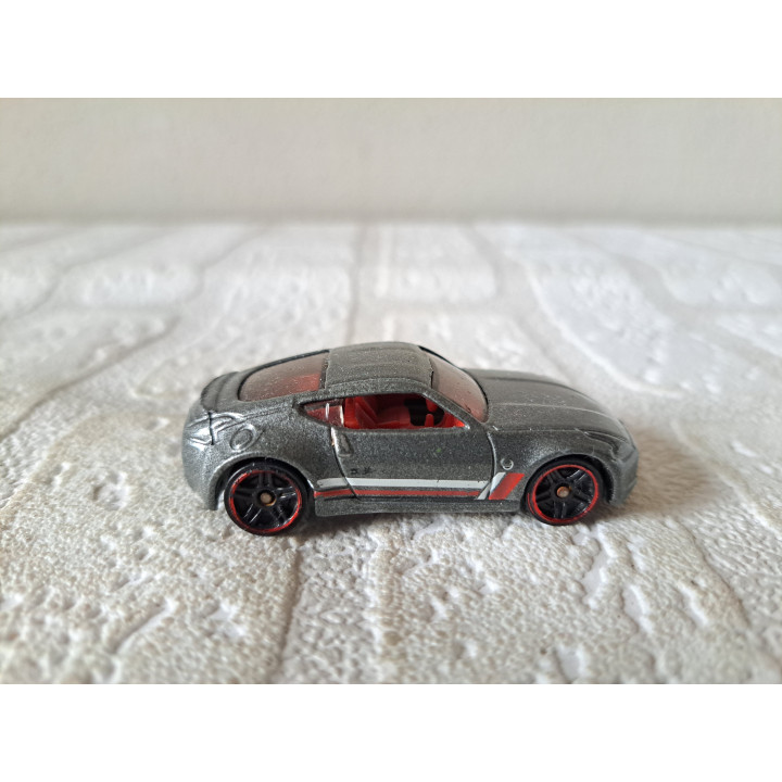 Nissan 370Z 10 pack Hot wheels 2018 (1) - modelauto