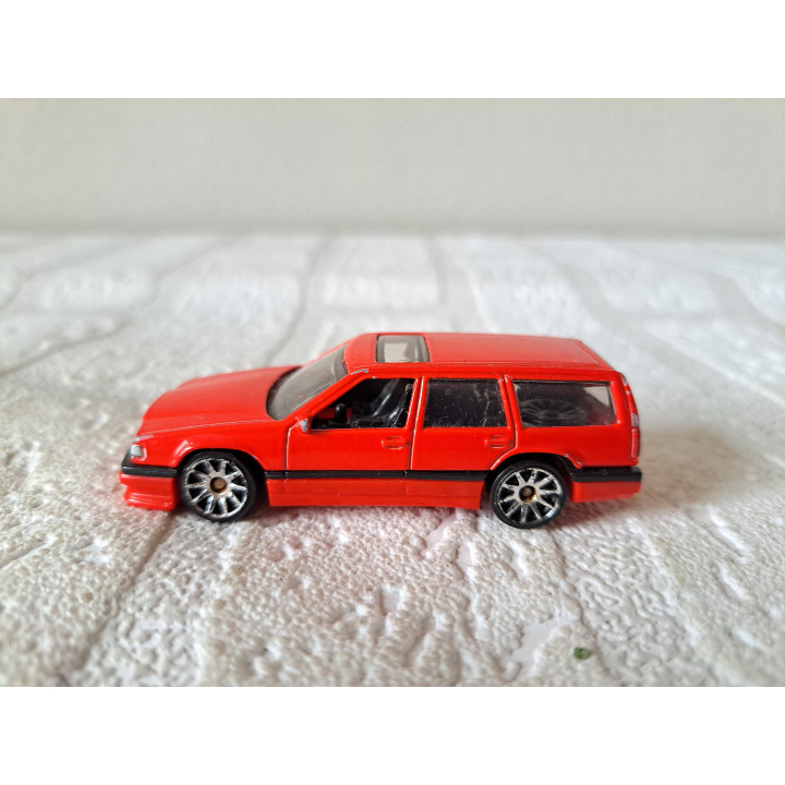 Volvo 850 Estate Hot wheels 2021-043 - Verzamelmodelauto Volvo 850 Estate Hot wheels 2021-043 - Verzamelmodelauto
