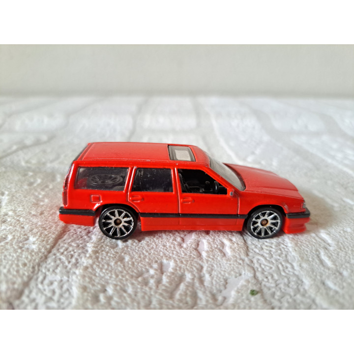 Volvo 850 Estate Hot wheels 2021-043 - Verzamelmodelauto Volvo 850 Estate Hot wheels 2021-043 - Verzamelmodelauto