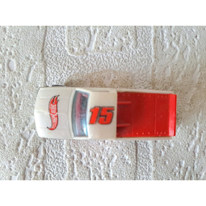 Chevrolet Chevy 1500 1996 Hot wheels 2011-078 (2) - Verzamelmodelauto Chevrolet Chevy 1500 1996 Hot wheels 2011-078 (2) - Verzamelmodelauto