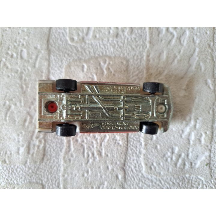 Chevrolet Chevy 1500 1996 Hot wheels 2011-078 (2) - Verzamelmodelauto Chevrolet Chevy 1500 1996 Hot wheels 2011-078 (2) - Verzamelmodelauto