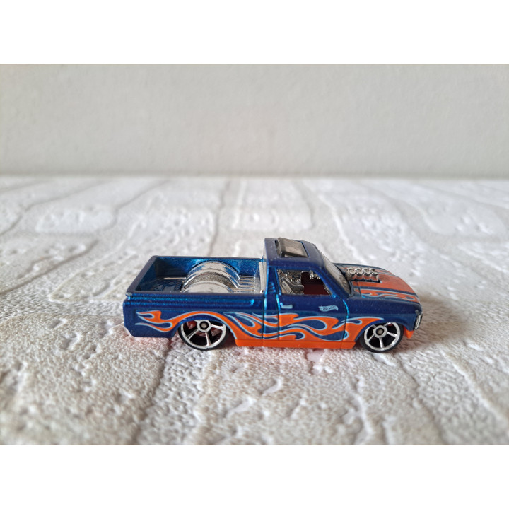 Hot Wheels Chevrolet LUV Custom 1972 Pickup 2017-036