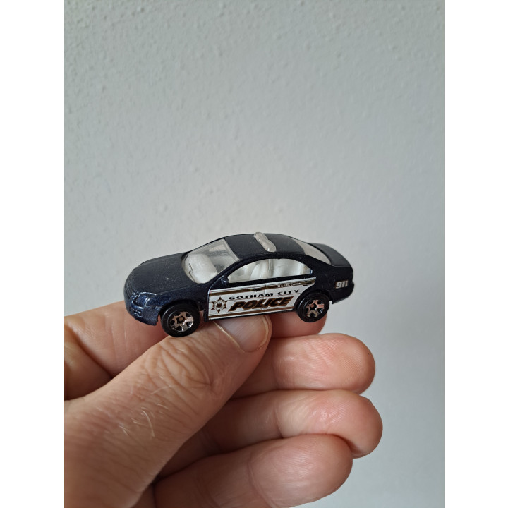 Ford Fusion GOTHAM CITY POLICE 5 Pack Hot wheels 2015 (2)