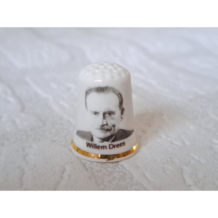 Willem Drees Kabinet Schermerhorn vingerhoedje, goudrandje