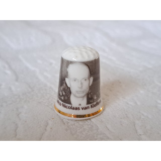 Eelco van Kleffens Kabinet Schermerhorn vingerhoedje, goudrandje Eelco van Kleffens Kabinet Schermerhorn vingerhoedje, goudrandje