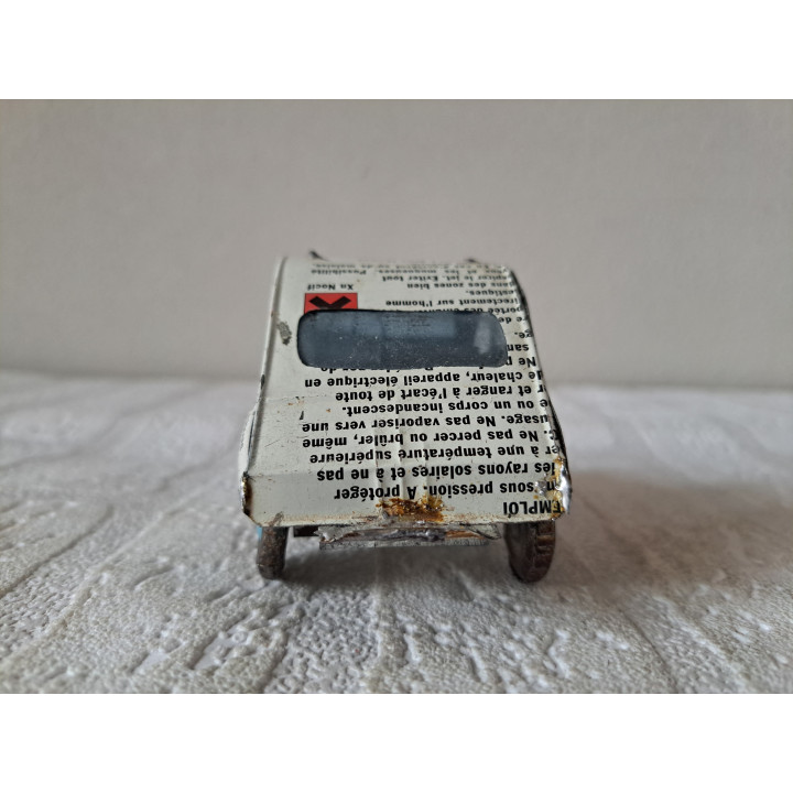 Citroen 2CV met sunroof, blik 12.5x6x6.5cm - modelauto Citroen 2CV met sunroof, blik 12.5x6x6.5cm - modelauto