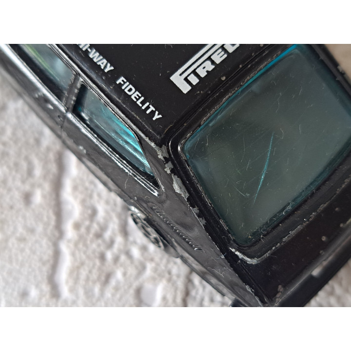 Saab 900 Turbo CLARION  1:43 Bburago 4101, metaal - modelauto