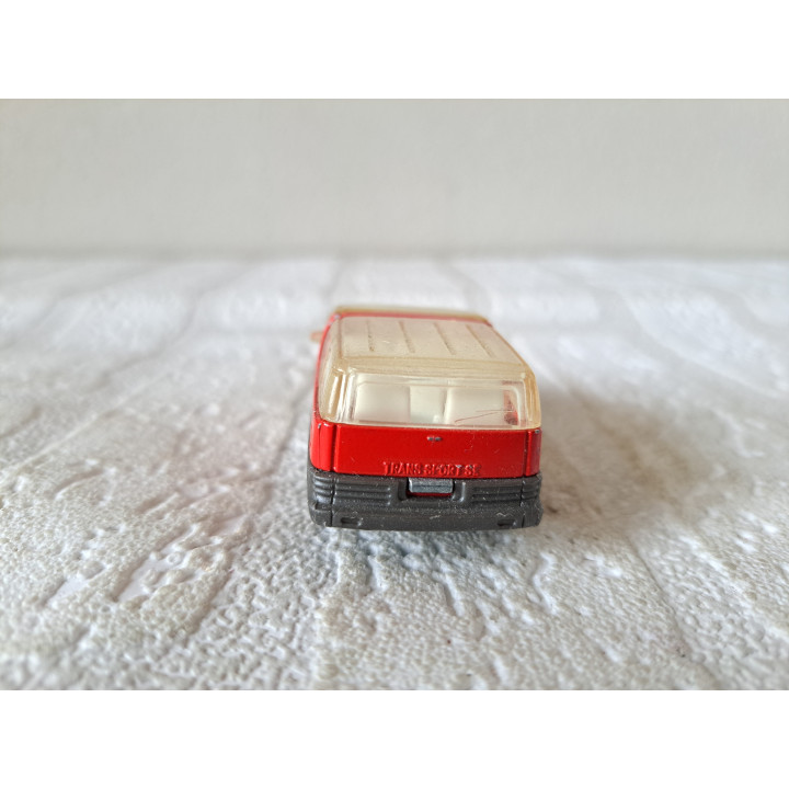 Pontiac Trans Sport 1:55 Majorette 268 (2) - modelauto