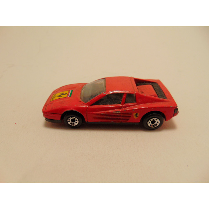 Ferrari Testarossa 1:59 Matchbox MB172 rood
