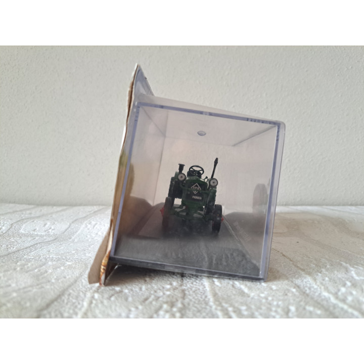 IFA RS 01-40 Pionier 1950 tractor landbouwvoertuig Hachette Collections SNC 1:43 - modelauto