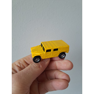 Hummer H1 Humvee 1:64 Maisto, metaal (1)