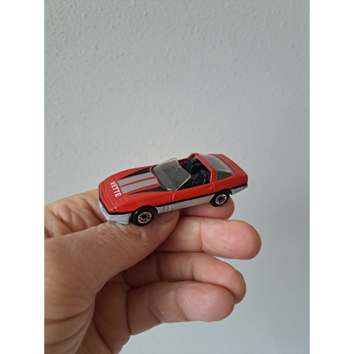 Chevrolet Corvette cabrio 1984 1:56 Matchbox, metaal