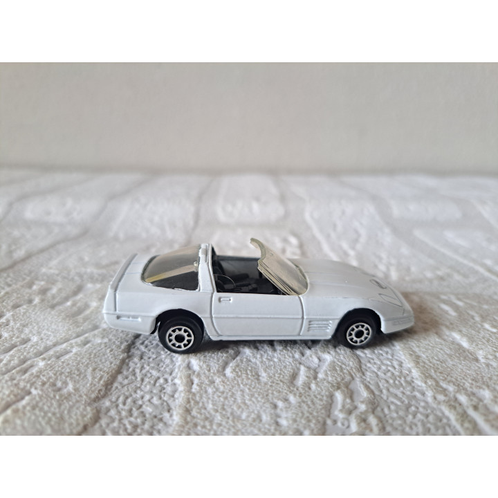 Chevrolet Corvette ZR1 cabrio 1984 1:64 Maisto, metaal - modelauto