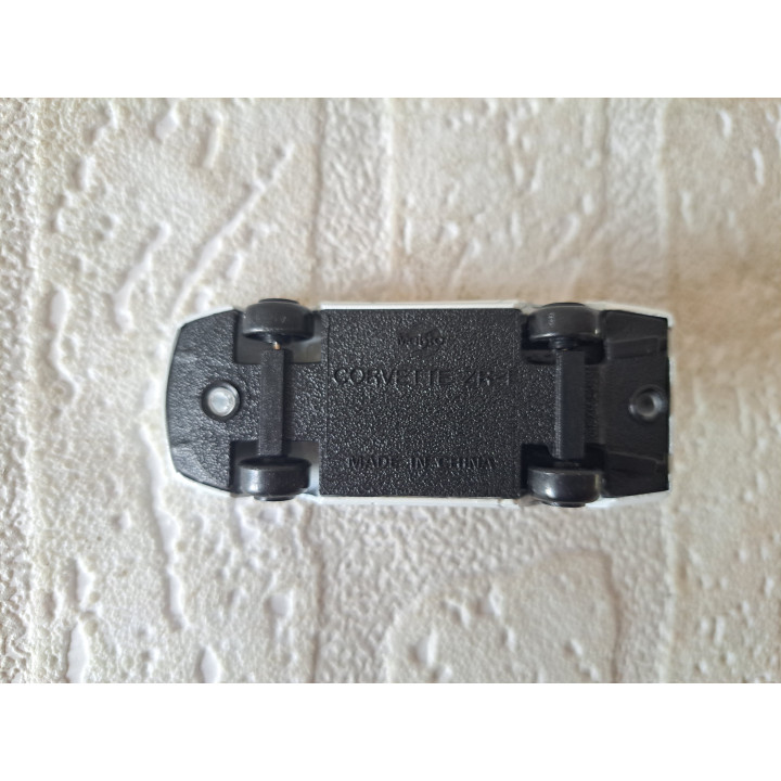 Chevrolet Corvette ZR1 cabrio 1984 1:64 Maisto, metaal - modelauto