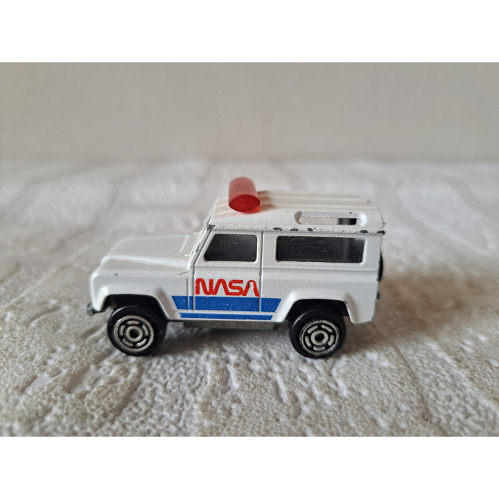 Land Rover 90 Raid NASA 1:60 Majorette 266 (2) - modelauto