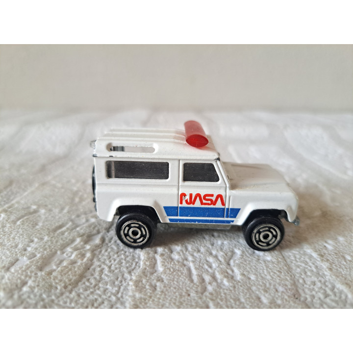 Land Rover 90 Raid NASA 1:60 Majorette 266 (2) - modelauto