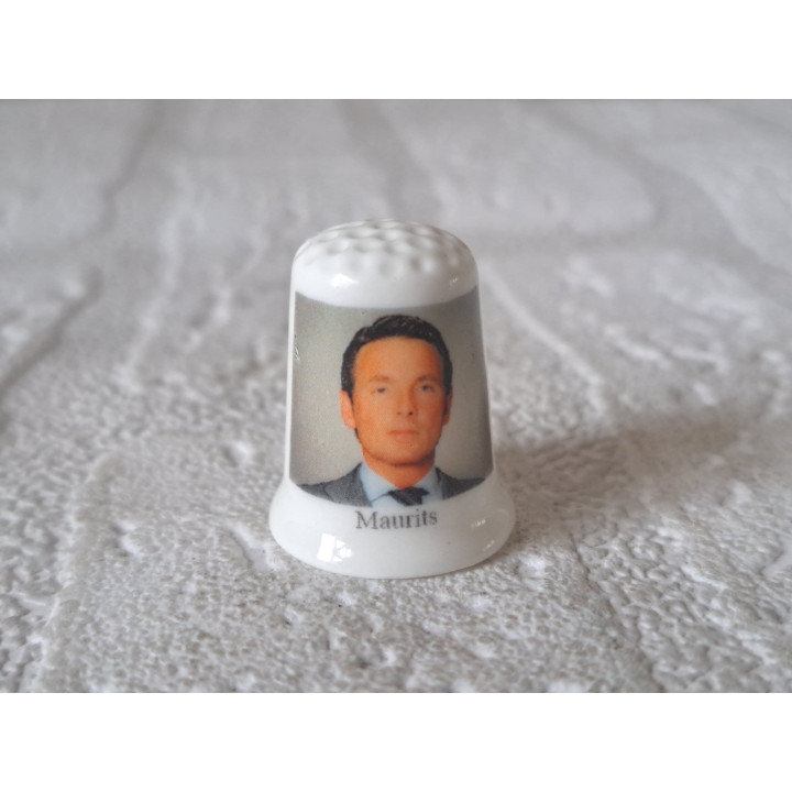 Maurits van Vollenhoven vingerhoedje