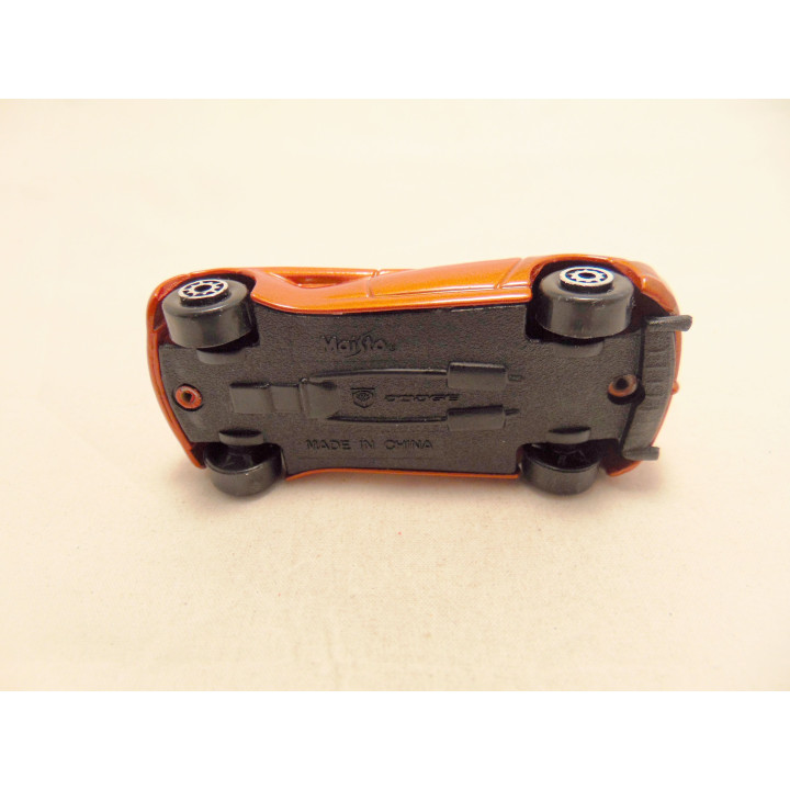 Dodge Copperhead Concept Car 1:64 Maisto goudkleurig
