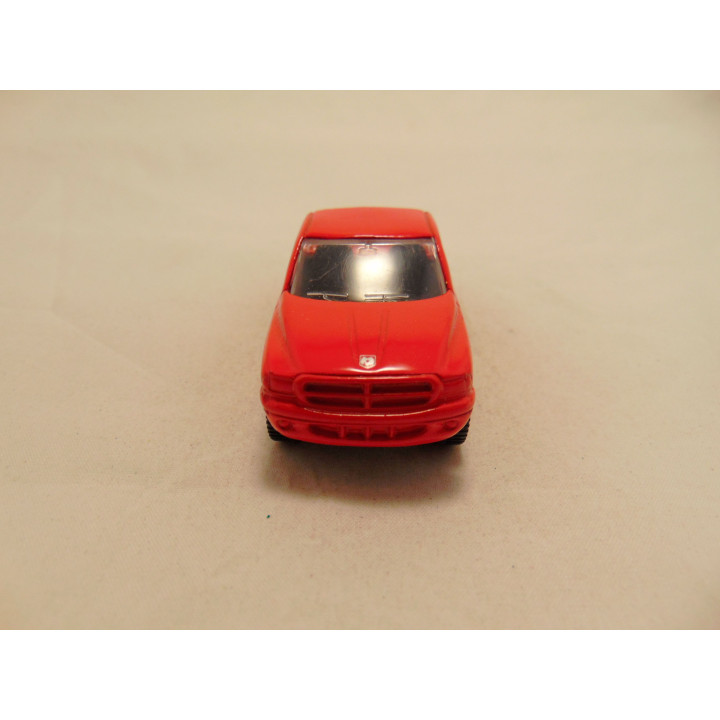 Dodge Dakota Sport pickup 1:64 Maisto rood