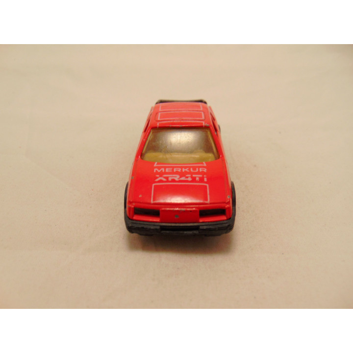 Ford Sierra XR4i 1:64 MC toys rood