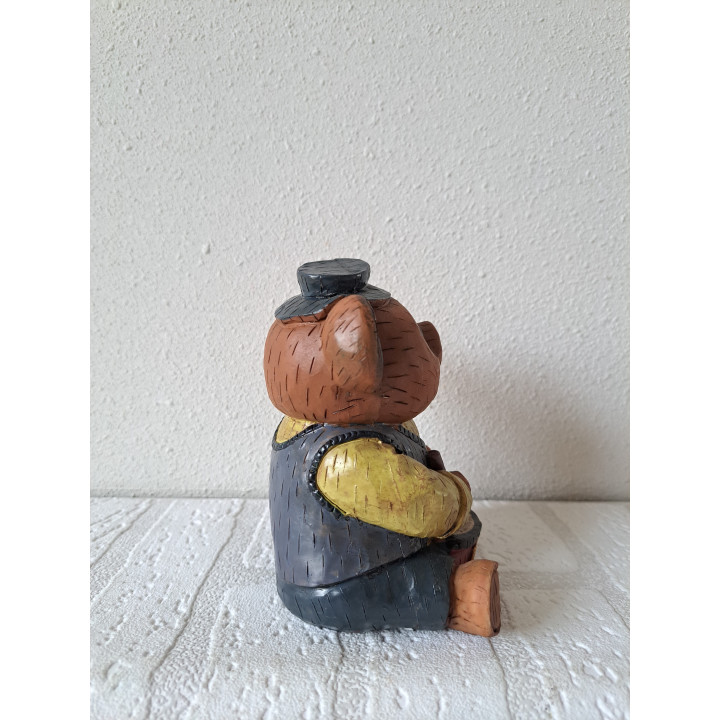 Woody beer met trommel, RFA kusthars 9x8x14cm - dierfiguren