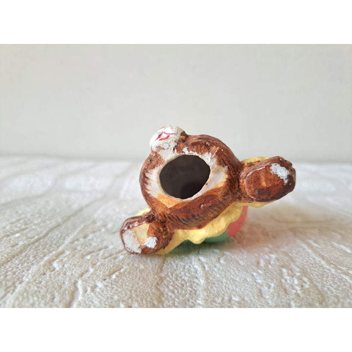 Konijn doet handstand in clownspak, aardewerk 7x5.5x9cm - dierfiguren