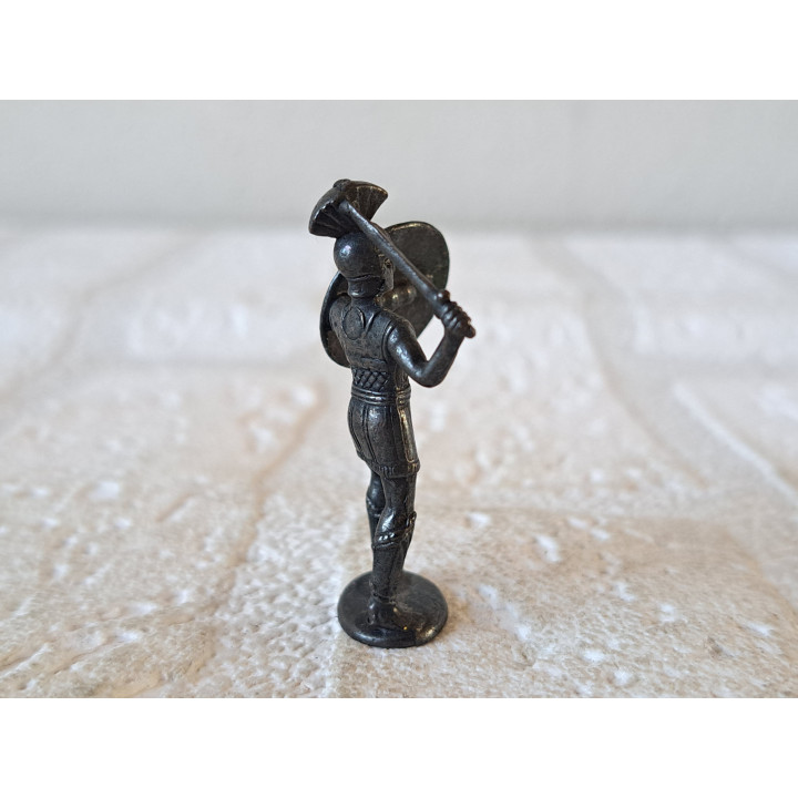 Griekse krijger Ferrero Kinder Surprise 1980, metaal 2x2x4cm - dierfiguren