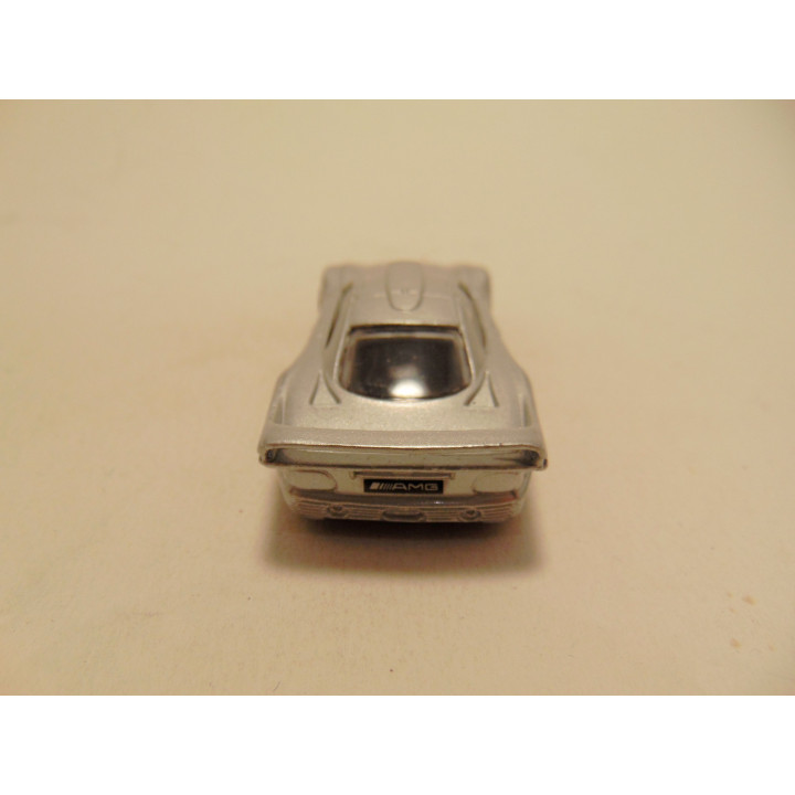 Mercedes CLK GTR 1:64 Maisto zilverkleurig