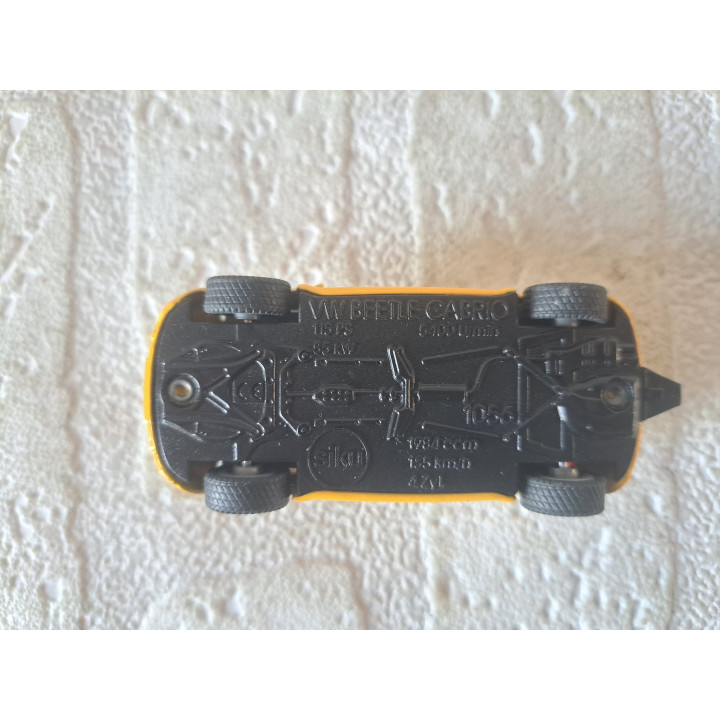 Volkswagen New Beetle cabrio 1:55 Siku 1056 - modelauto