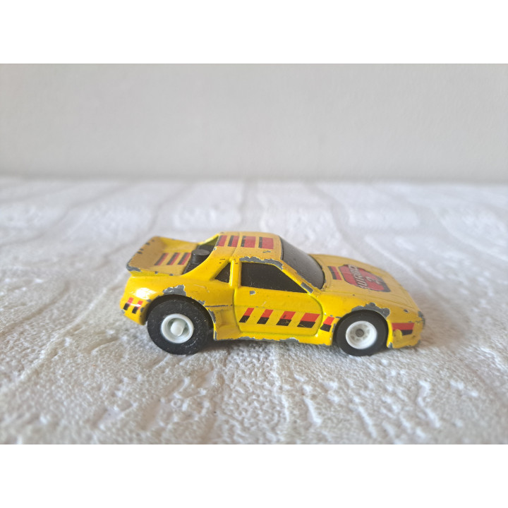 Pontiac Fiero Turbo 2 1:56 Matchbox (2) - modelauto