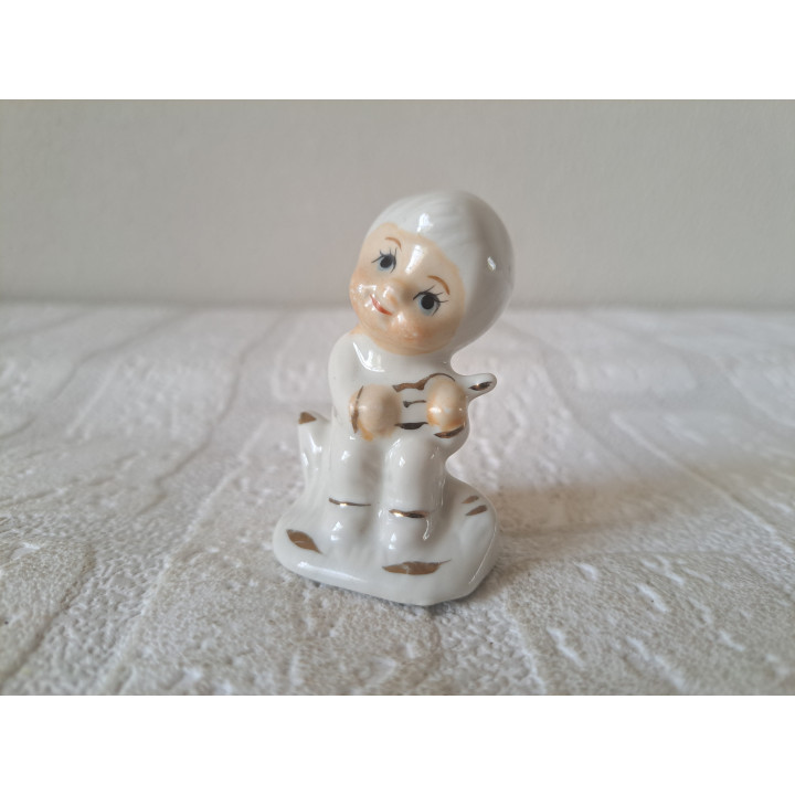 Meisje met gitaar, porselein 4x3x6cm - beeldjes