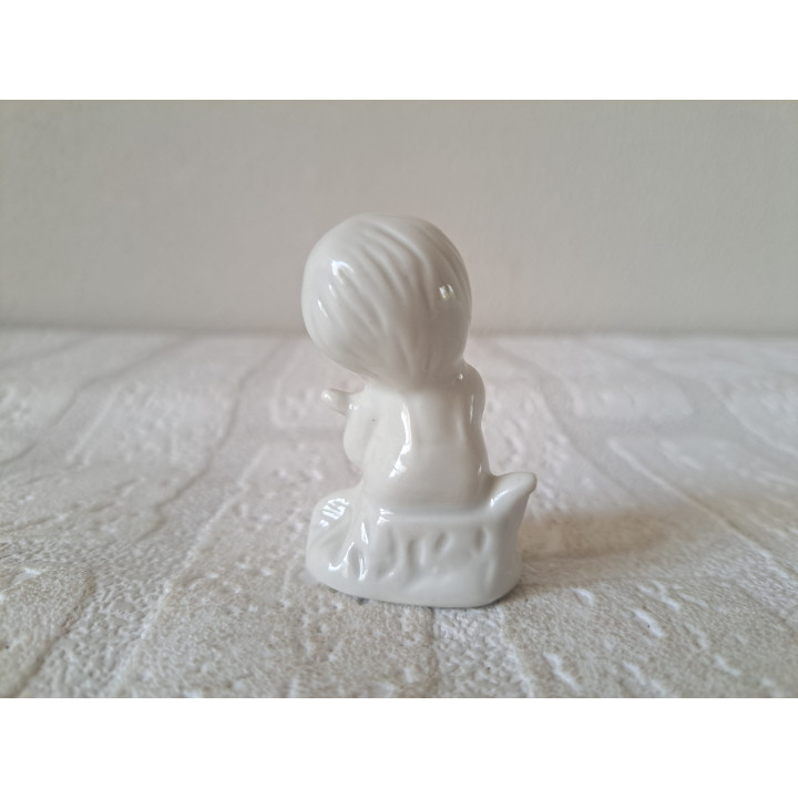 Meisje met gitaar, porselein 4x3x6cm - beeldjes