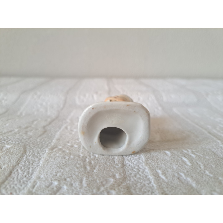 Meisje met gitaar, porselein 4x3x6cm - beeldjes