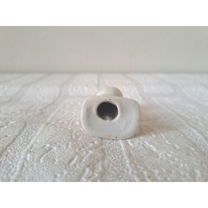 Meisje met fluit, porselein 3.5x2.5x6cm - beeldjes