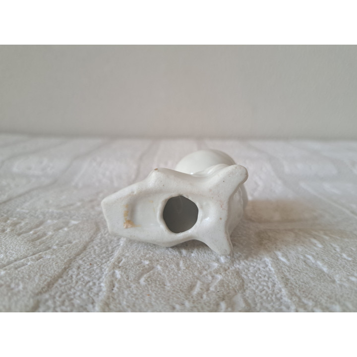 Meisje met strik in haar, porselein 5x3x6cm - beeldjes