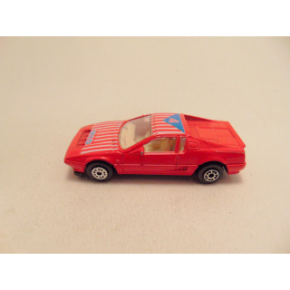 Nissan Mid 4 1:64 Maisto rood