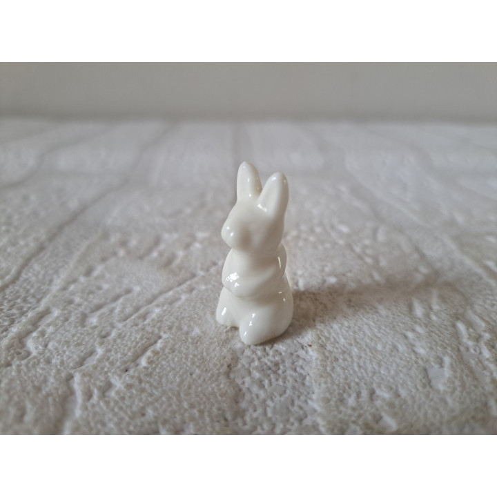 Klein porseleinen konijn miniatuur rechtopstaand 3cm