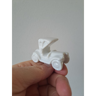 Vintage oldtimer auto, porselein 5.5x3x4cm