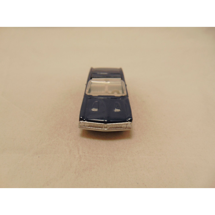 Pontiac GTO cabrio 1:64 Valvoline donkerblauw