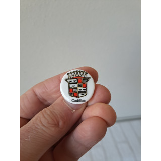 Porselein knoop met Cadillac logo Birchcroft D2.5xH1.5cm (1)