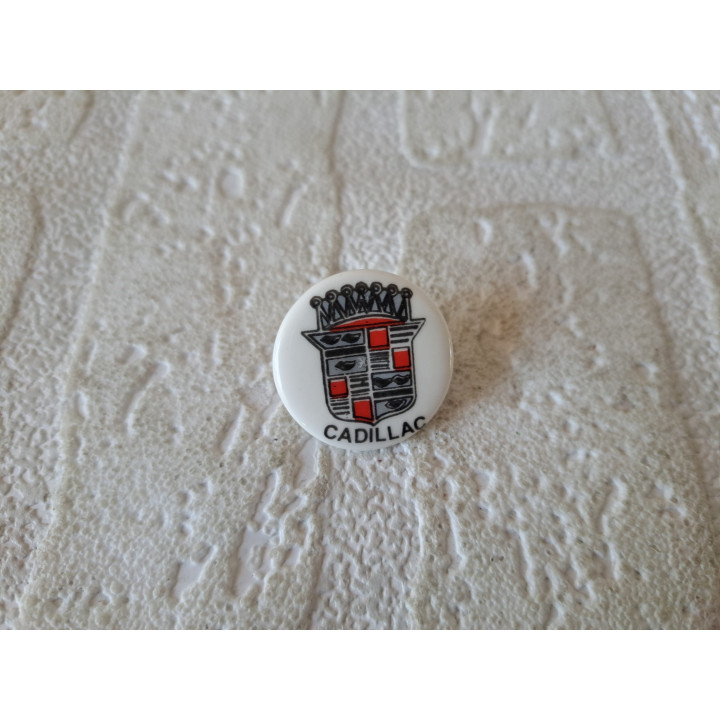 Porselein knoop met Cadillac logo Birchcroft D2.5xH1.5cm (2) - Verzamelobject