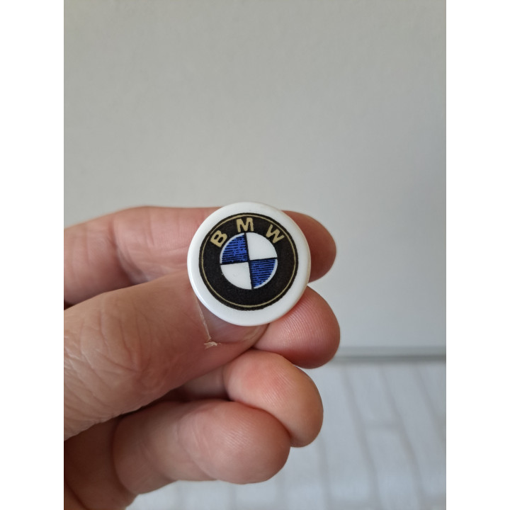 Porselein knoop met Bmw logo Birchcroft D2.5xH1.5cm