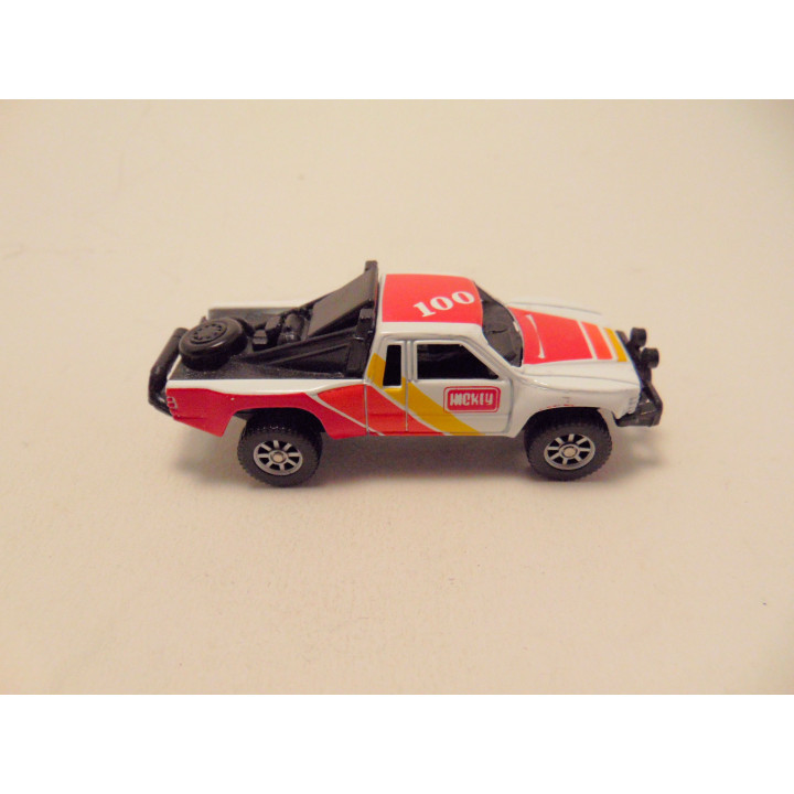 Toyota SR5 Hickley 1:64 Maisto wit